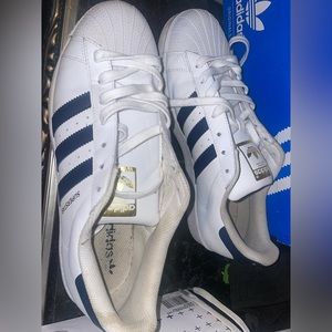 Size 10.5 men Adidas super star